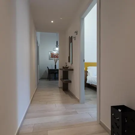 Capo Di Lucca - In The Historical Center With Terrace Apartament