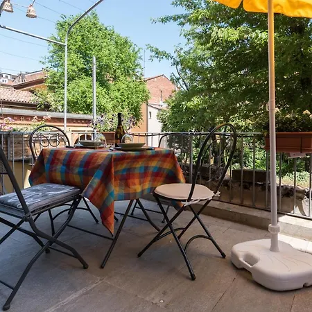 Capo Di Lucca - In The Historical Center With Terrace Apartament Bolonia