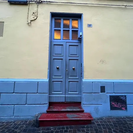 Capo Di Lucca - In The Historical Center With Terrace Apartament *
